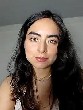 saasha Petit online show from February 2026 11:08:01 AM