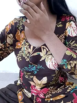 Snapshot of Riya_rani8 chatting on April 2026 05:25:01 PM Riya rani8 online show from April 2026 05:25:01 PM