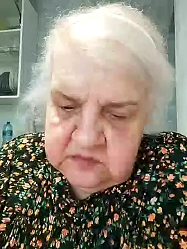 HapinessLovee online show from April 2026 07:51:01 PM