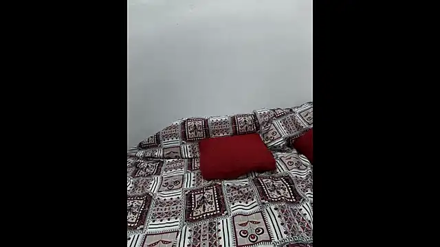 Snapshot of desigirl64 chatting on December 2025 09:34:02 PM desigirl64 online show from December 2025 09:34:02 PM