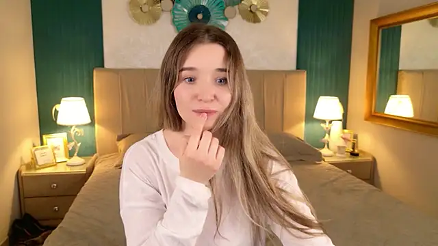 Snapshot of Lina_Sinerz chatting on March 2026 03:49:01 PM Lina Sinerz online show from March 2026 03:49:01 PM