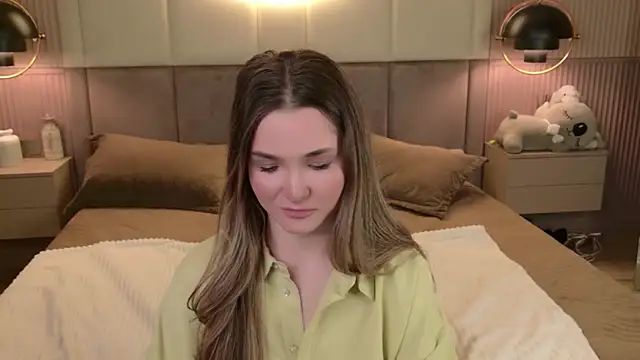 Snapshot of Lina_Sinerz chatting on April 2026 08:42:02 PM Lina Sinerz online show from April 2026 08:42:02 PM