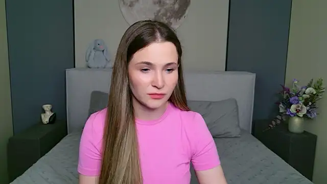Snapshot of Lina_Sinerz chatting on May 2026 03:28:01 PM Lina Sinerz online show from May 2026 03:28:01 PM