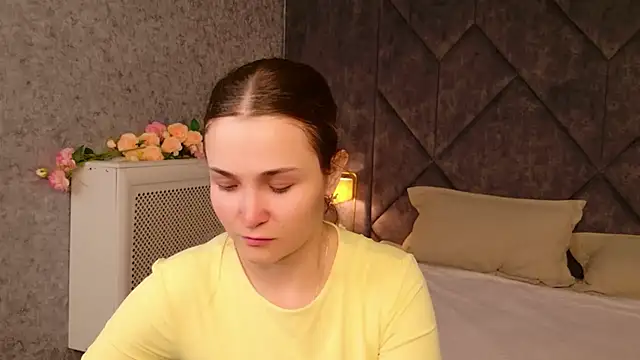 Snapshot of Lina_Sinerz chatting on May 2026 03:43:01 PM Lina Sinerz online show from May 2026 03:43:01 PM