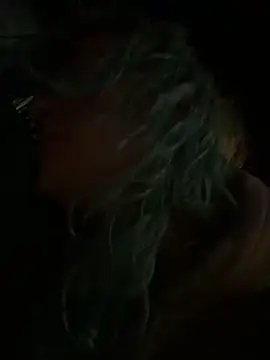 rosiebuddy online show from April 2026 04:12:01 AM