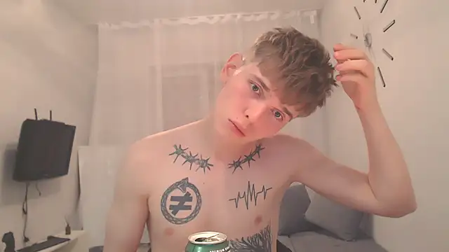 Snapshot of Fredd_Xanders chatting on June 2026 11:45:01 AM Fredd Xanders online show from June 2026 11:45:01 AM