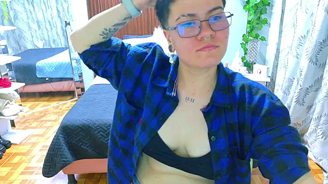 Snapshot of geminis_xxx chatting on April 2026 03:45:02 AM geminis xxx online show from April 2026 03:45:02 AM