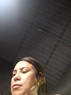 Charlott smi online show from April 2026 07:58:02 PM