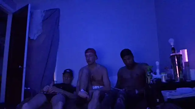 cosmiccloudpig online show from April 2026 11:55:02 AM