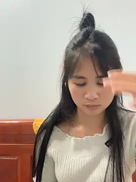 Him MountainGirl online show from March 2026 01:25:01 PM