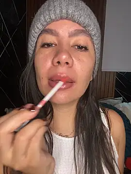 Snapshot of ValentinaEliot chatting on April 2026 12:28:01 PM ValentinaEliot online show from April 2026 12:28:01 PM