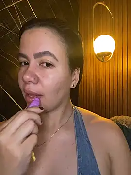 Snapshot of ValentinaEliot chatting on April 2026 12:24:01 PM ValentinaEliot online show from April 2026 12:24:01 PM