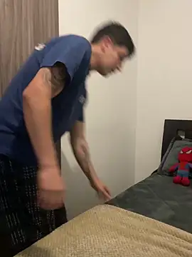 Snapshot of Goldenknight33 chatting on March 2026 02:02:02 PM Goldenknight33 online show from March 2026 02:02:02 PM