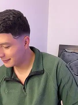 Snapshot of Goldenknight33 chatting on March 2026 01:59:01 PM Goldenknight33 online show from March 2026 01:59:01 PM