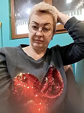 Snapshot of Bastet422111 chatting on January 2026 11:34:01 AM Bastet422111 online show from January 2026 11:34:01 AM