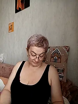 Snapshot of Bastet422111 chatting on February 2026 09:36:02 AM Bastet422111 online show from February 2026 09:36:02 AM