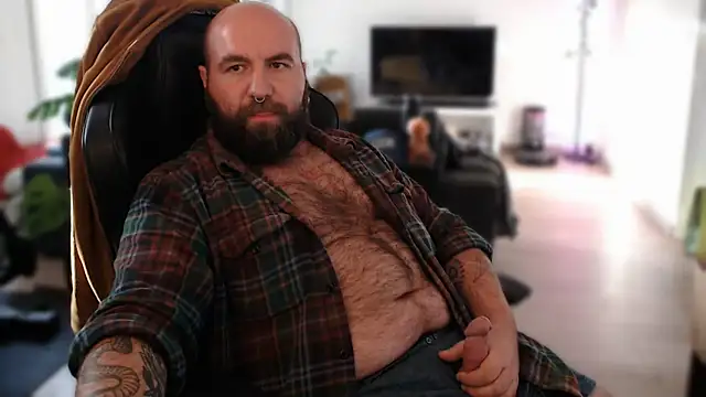 Snapshot of Hotokkar chatting on April 2026 05:32:02 PM Hotokkar online show from April 2026 05:32:02 PM