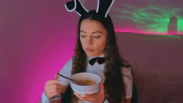 Snapshot of Maybebabetv chatting on April 2026 06:27:01 PM Maybebabetv online show from April 2026 06:27:01 PM