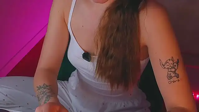 Snapshot of Maybebabetv chatting on April 2026 06:26:01 PM Maybebabetv online show from April 2026 06:26:01 PM