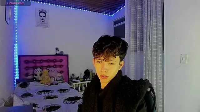 Snapshot of Dani_Dancer chatting on March 2026 12:14:01 AM Dani Dancer online show from March 2026 12:14:01 AM