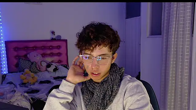 Snapshot of Dani_Dancer chatting on April 2026 01:55:02 AM Dani Dancer online show from April 2026 01:55:02 AM