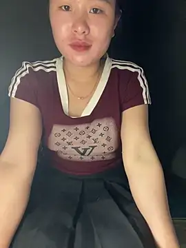 Snapshot of Lylyk2 chatting on December 2025 11:14:02 AM Lylyk2 online show from December 2025 11:14:02 AM