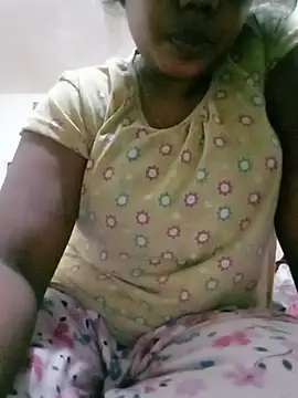 Snapshot of porimoi_505 chatting on August 2026 04:23:02 AM porimoi 505 online show from August 2026 04:23:02 AM