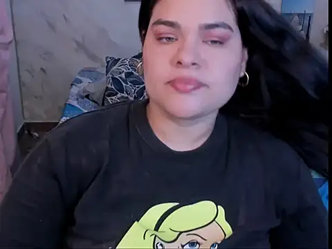 NinaFuentes2X online show from May 2026 04:28:01 AM