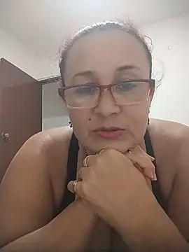 Nini Love  online show from March 2026 01:23:01 AM