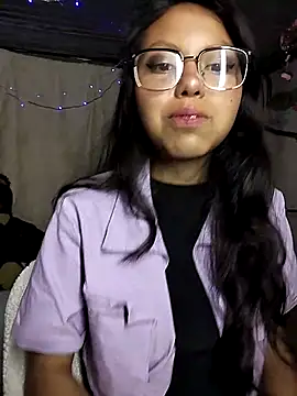 Snapshot of Princess_elia chatting on March 2026 11:43:02 PM Princess elia online show from March 2026 11:43:02 PM