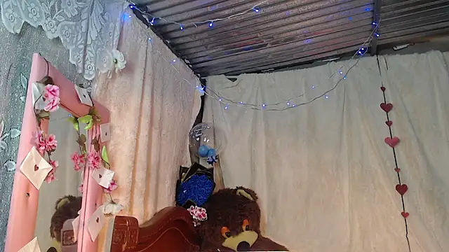 Snapshot of Princess_elia chatting on March 2026 10:38:01 PM Princess elia online show from March 2026 10:38:01 PM