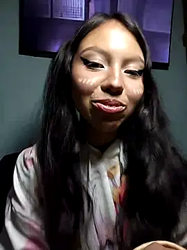 Snapshot of Princess_elia chatting on April 2026 11:07:02 PM Princess elia online show from April 2026 11:07:02 PM