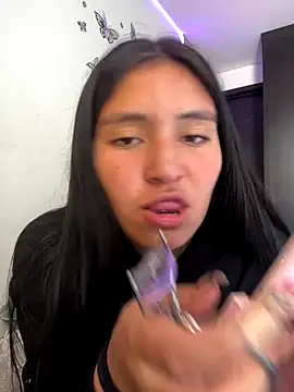 Snapshot of Agatta-X chatting on December 2025 02:45:02 PM Agatta-X online show from December 2025 02:45:02 PM