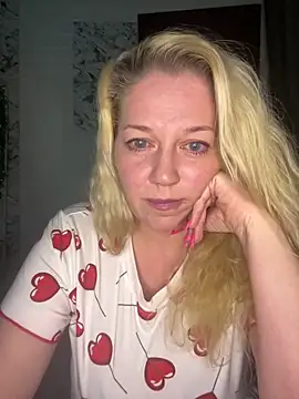 JenniferCarmen online show from February 2026 12:03:01 AM