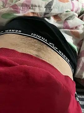 Snapshot of Wilddadycum4u chatting on December 2025 07:07:02 PM Wilddadycum4u online show from December 2025 07:07:02 PM