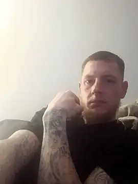 Snapshot of aboogie0420 chatting on December 2025 01:33:01 AM aboogie0420 online show from December 2025 01:33:01 AM