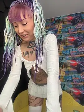 Snapshot of Tattoo__Moon chatting on April 2026 12:24:02 AM Tattoo Moon online show from April 2026 12:24:02 AM