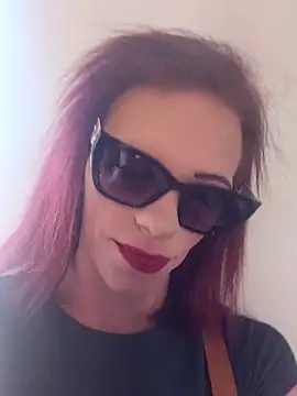 Snapshot of Bellaa25 chatting on June 2026 08:41:02 AM Bellaa25 online show from June 2026 08:41:02 AM