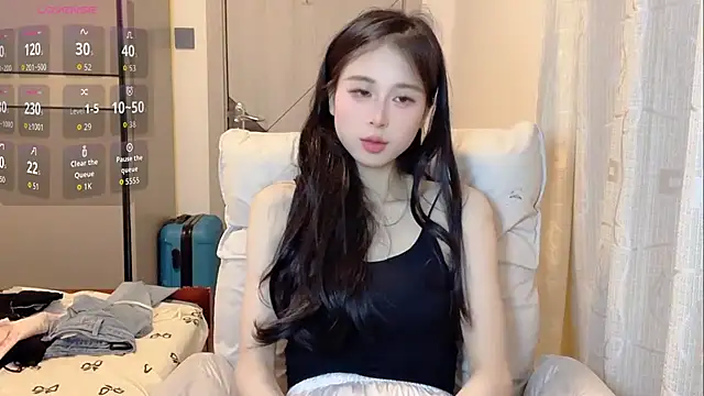 tiantian-160 online show from April 2026 02:21:01 PM