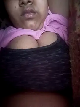 Snapshot of pihuu1313 chatting on March 2026 09:31:02 AM pihuu1313 online show from March 2026 09:31:02 AM