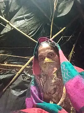 Snapshot of Hot-piau chatting on December 2025 08:47:02 PM Hot-piau online show from December 2025 08:47:02 PM