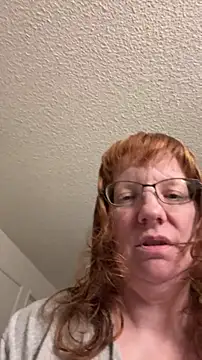 Lenaravenswood online show from December 2025 06:42:02 AM