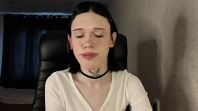 Snapshot of polimun chatting on April 2026 12:49:01 PM polimun online show from April 2026 12:49:01 PM