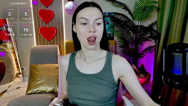 MaxinCarroll online show from May 2026 09:46:01 AM
