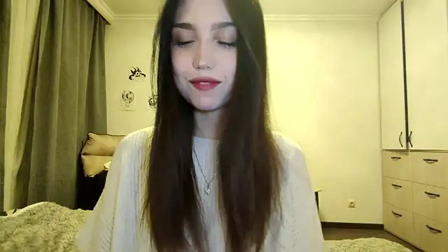 Snapshot of Qwami_Amie chatting on February 2026 02:51:01 PM Qwami Amie online show from February 2026 02:51:01 PM