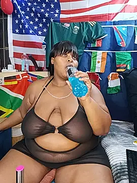 Snapshot of ChoklitBerryXX chatting on June 2026 08:24:02 PM ChoklitBerryXX online show from June 2026 08:24:02 PM