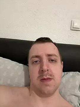 BezzBoiixh online show from February 2025 04:04:01 PM