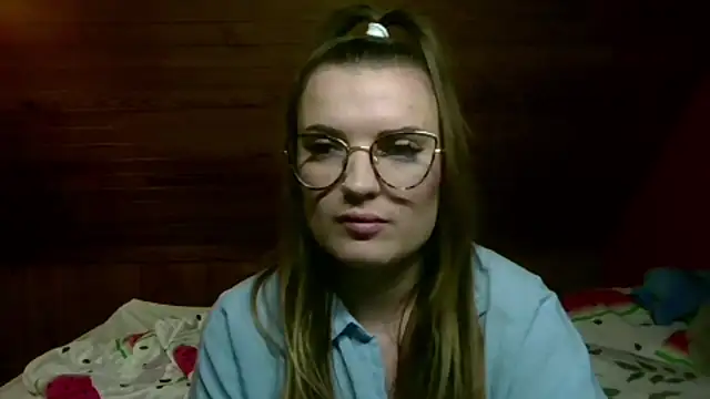 Snapshot of VanessaHard chatting on December 2025 08:37:02 PM VanessaHard online show from December 2025 08:37:02 PM