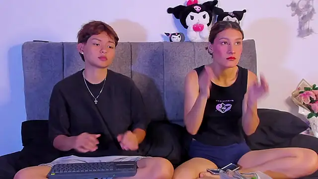 Snapshot of tefi_meow_ chatting on March 2026 02:03:02 PM tefi meow online show from March 2026 02:03:02 PM