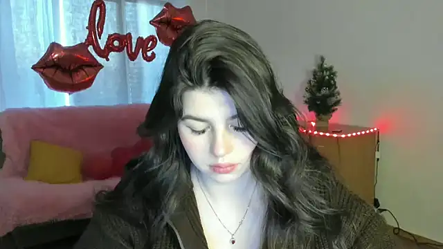 KisaModel online show from February 2026 01:46:02 AM